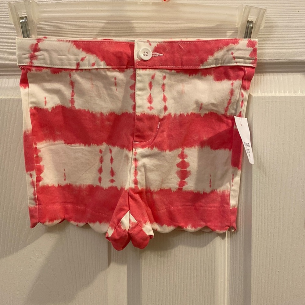 4T Scalloped Shorts
